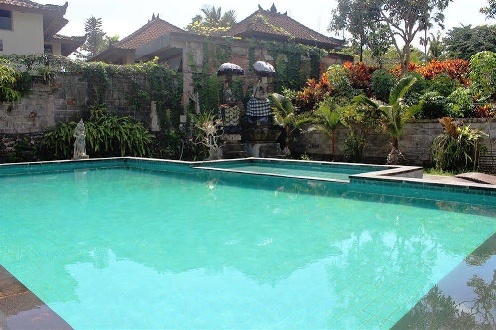 Agung Trisna Bungalows Ubud Esterno foto