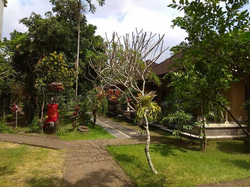 Agung Trisna Bungalows Ubud Esterno foto