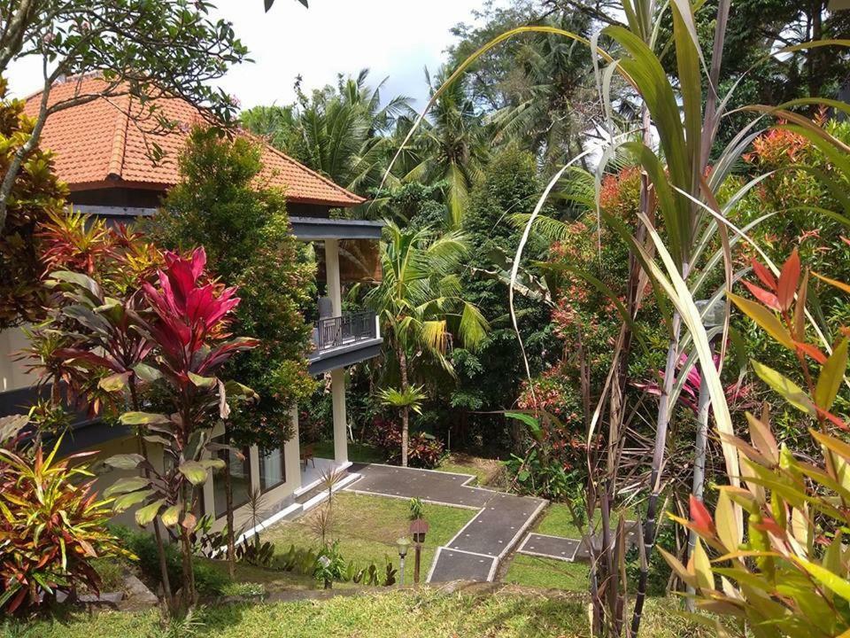 Agung Trisna Bungalows Ubud Esterno foto